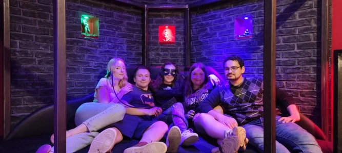 Kotlety w Sex Roomie