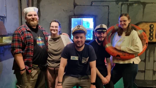 Statek nie zatonął, a Kapitan perfekcyjnie nawiguje swoim statkiem!