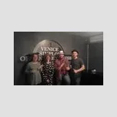 Przepraszam, czy w tym pociągu mordują? ;)