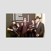 Cyrk Kamiennych Braci nie daje się mafii