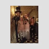 Mr. & Mrs. & przyjaciele po drugiej stronie lustra