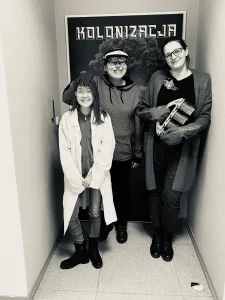 Mars, mars, mars napada...