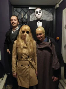 Cyrk Kamiennych Braci i spotkanie rodzinne