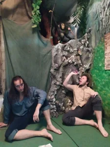 Cyrk Kamiennych Braci w lesie równikowym