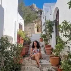 Emma L.