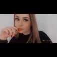 Karolina G. 30